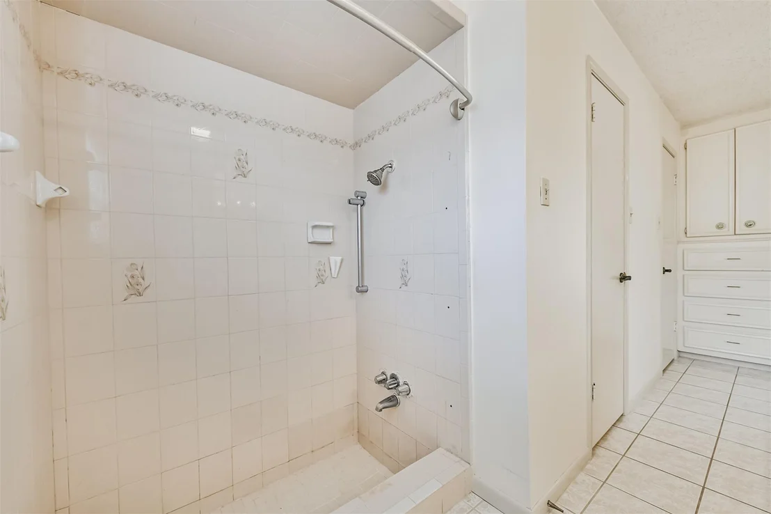 Photo of 7603 Portal Drive
