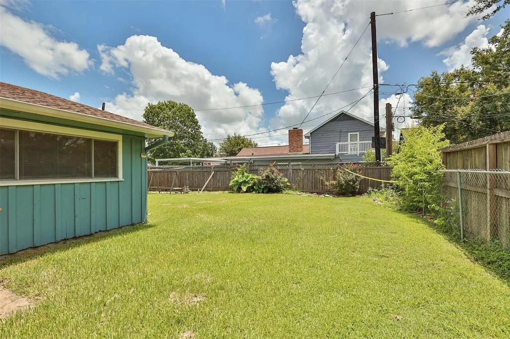 Photo of 2805 Huckleberry Lane