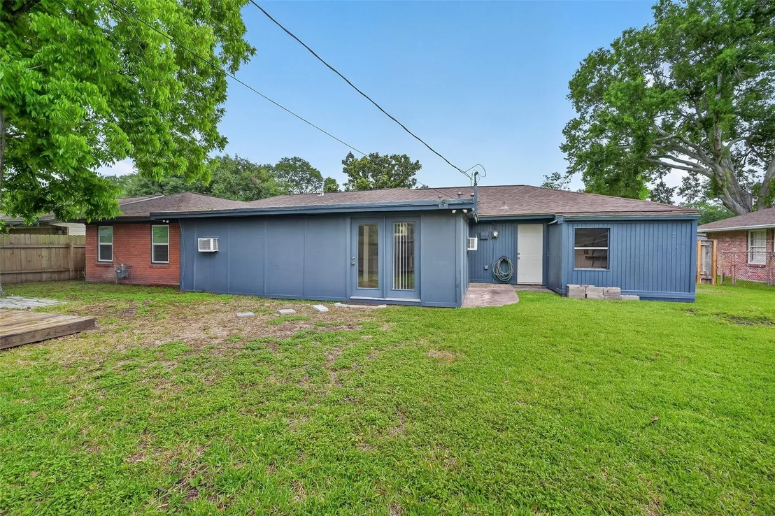 Photo of 2107 San Jacinto Drive