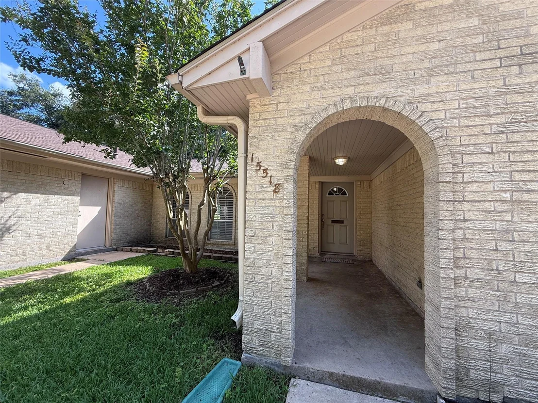 Photo of 15518 Torry Pines Road