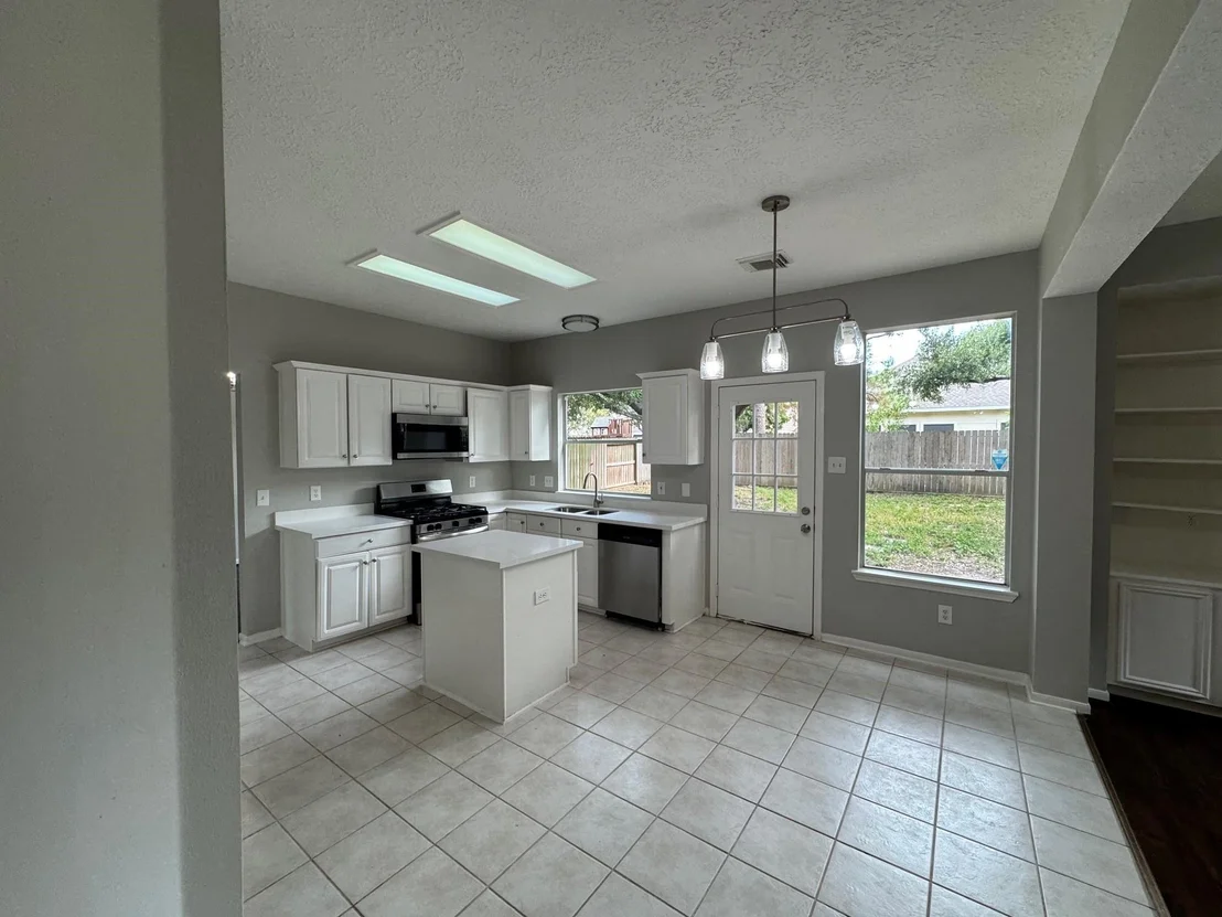 Photo of 9607 Trailing Moss Drive