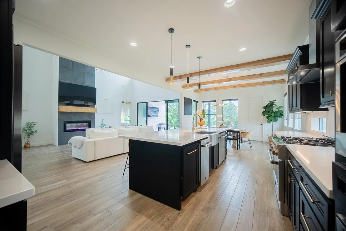 Photo of 101 Grandview Boulevard