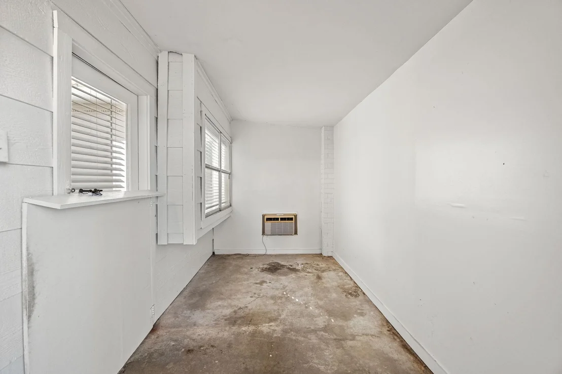 Photo of 8043 Oceanside Drive