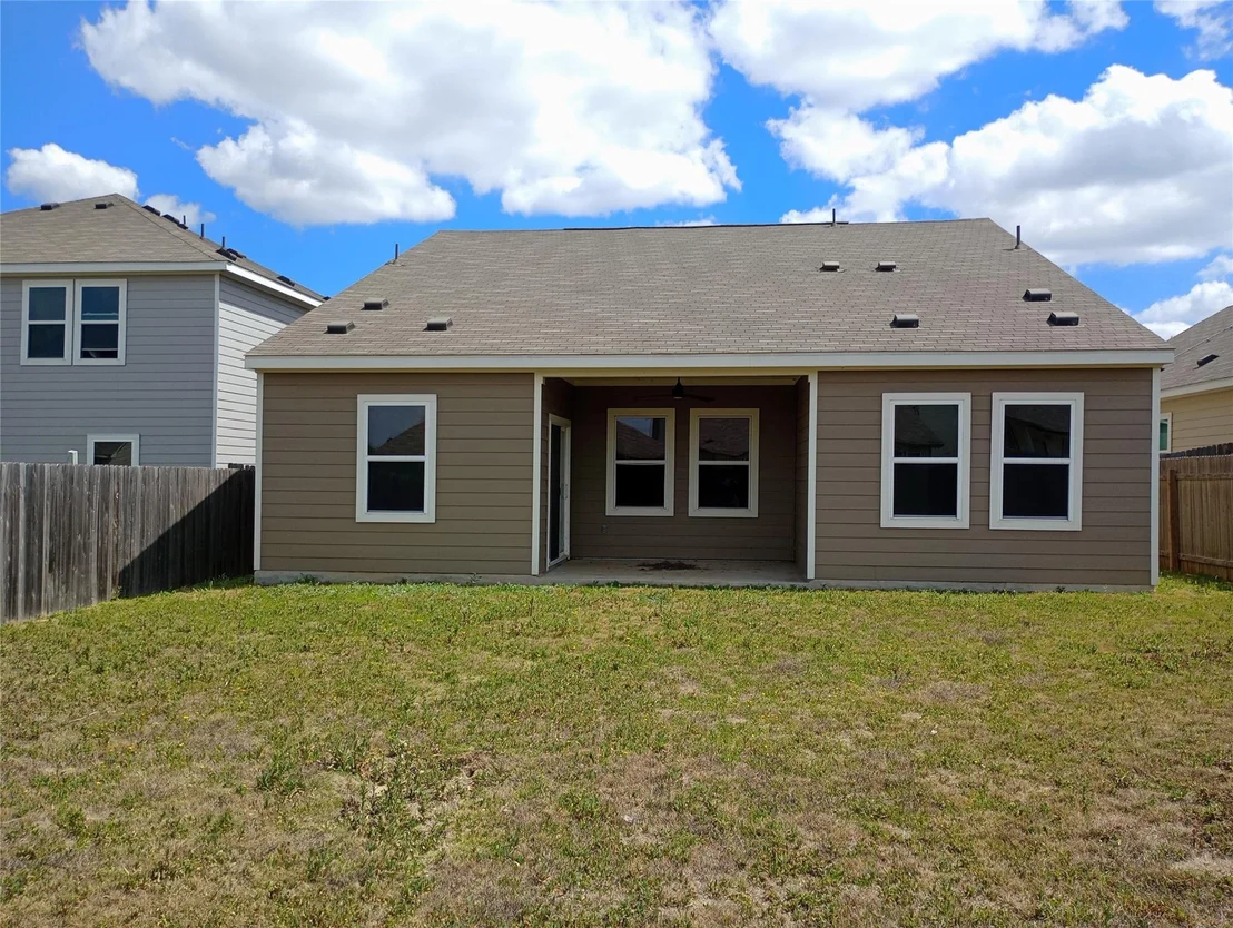 Photo of 19600 Caymus Drive