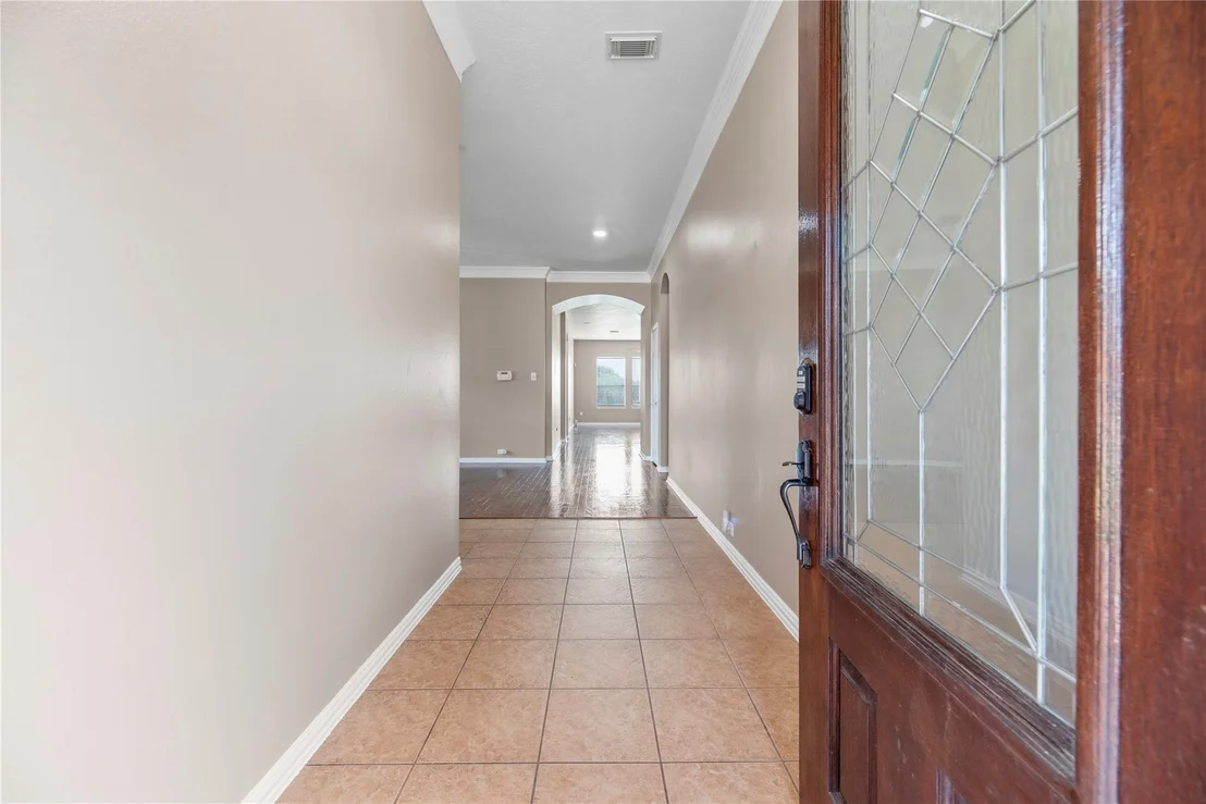 Photo of 8931 Henrico Lane