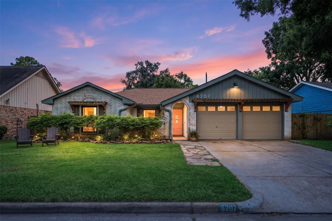 Photo of 6207 Spruce Forest Drive