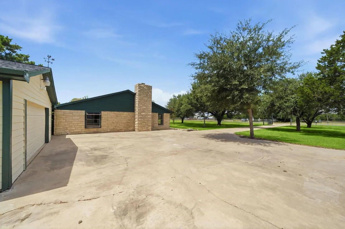 Photo of 2243 Green Meadows Drive