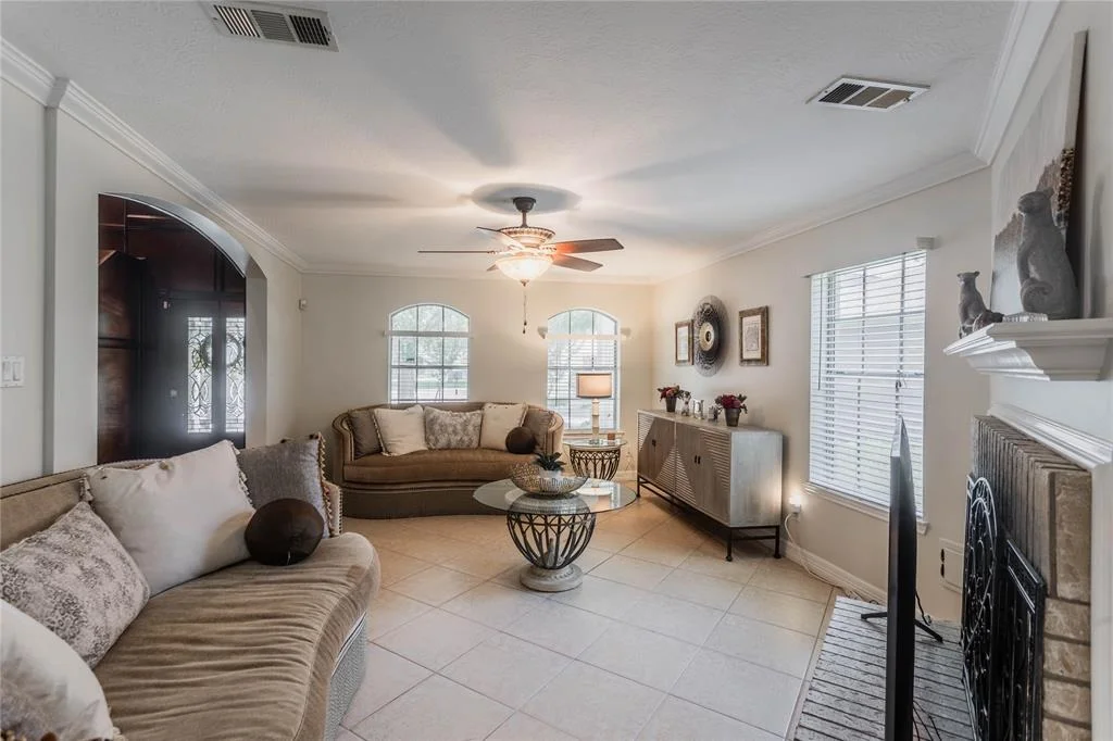 Photo of 6918 River Road