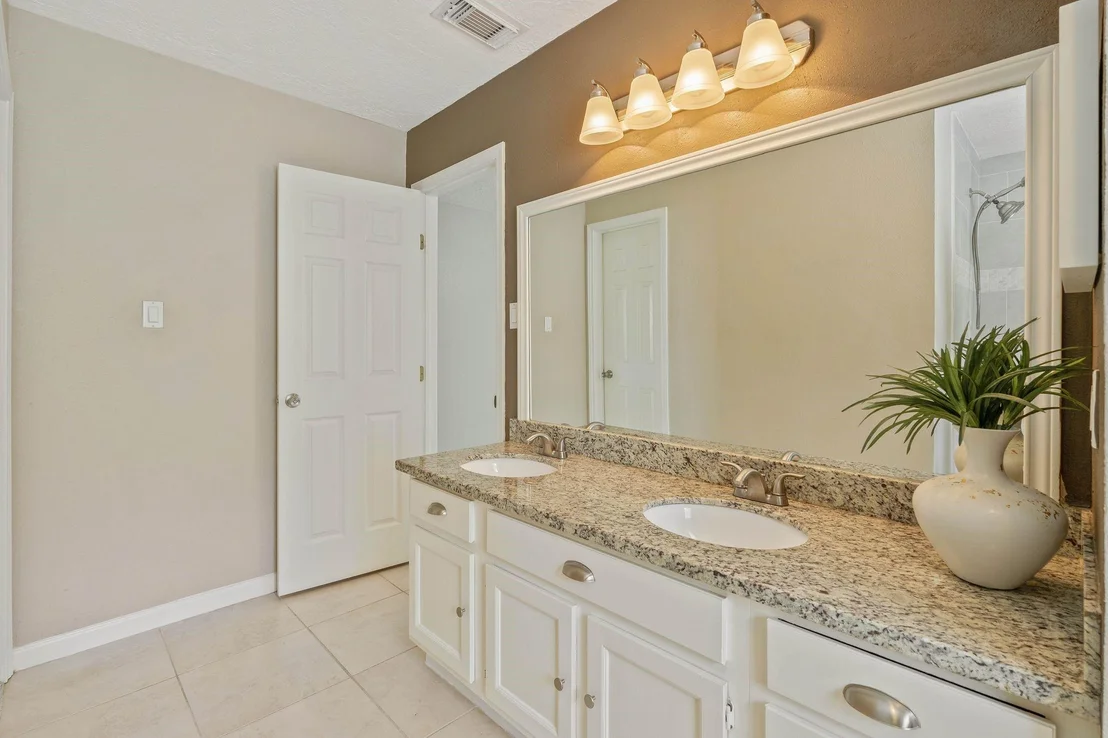 Photo of 26 Diamond Oak Court