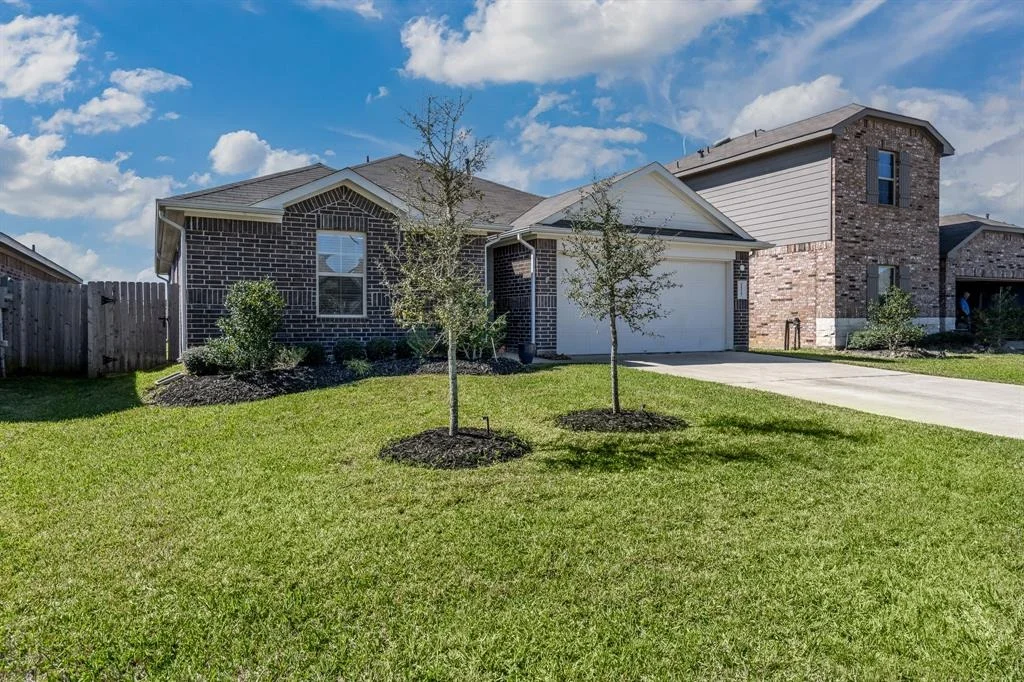 Photo of 14537 Montclair Way