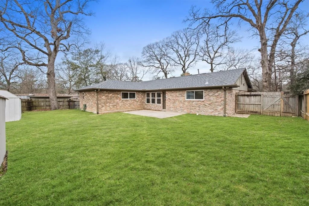 Photo of 160 Greenleaf Lane