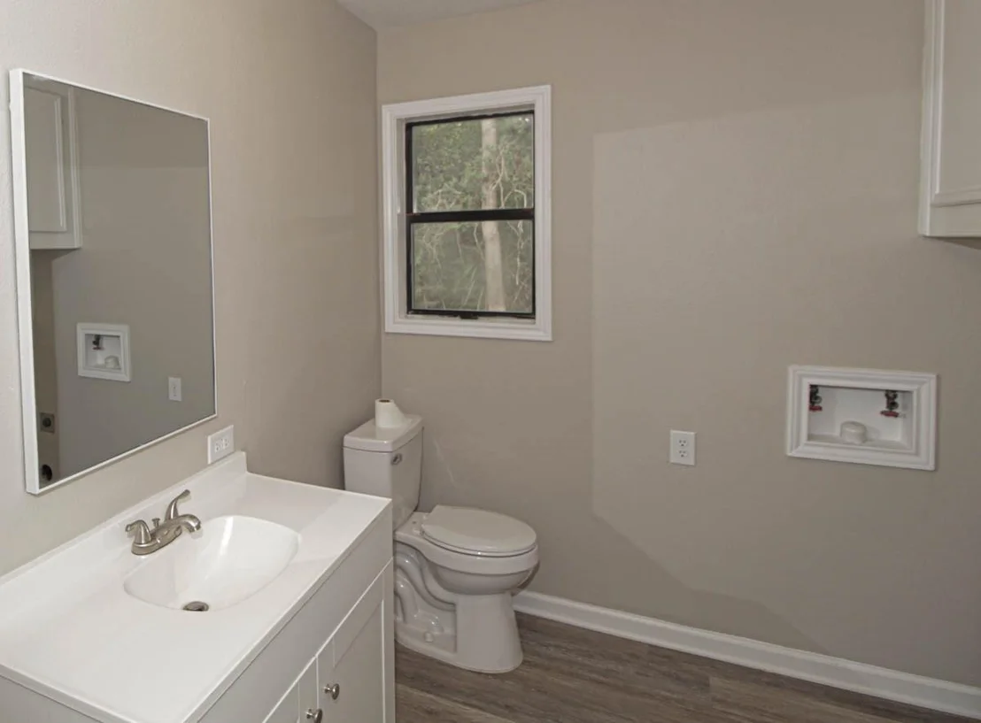 Photo of 345 Cherokee Lane