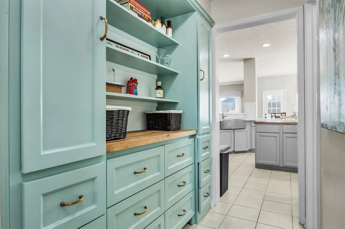 Photo of 3817 Pine Lake Drive