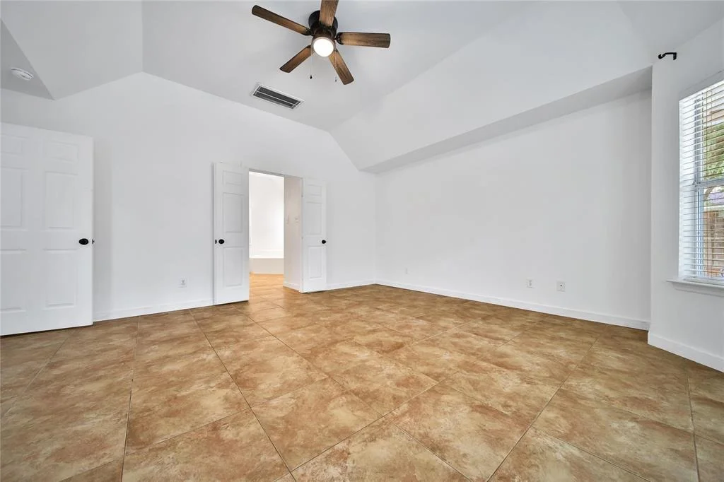 Photo of 82 Terraglen Drive