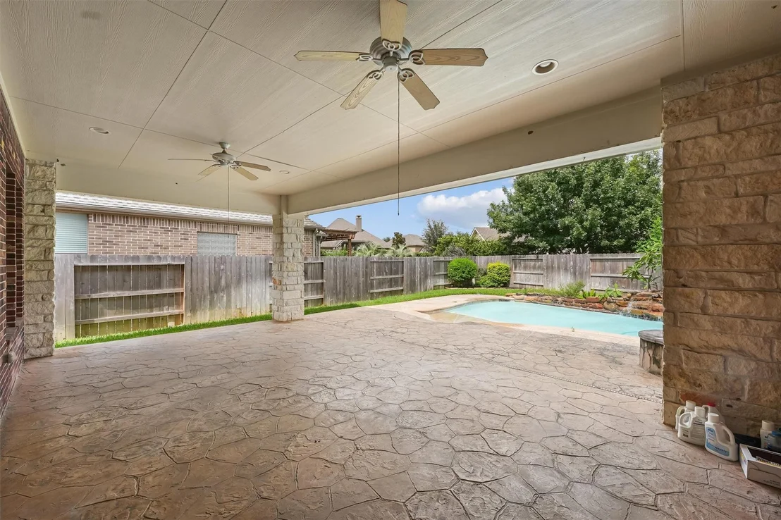 Photo of 19011 Royal Cove Circle