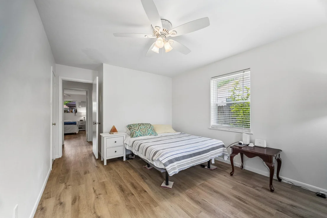 Photo of 413 Mebane Lane