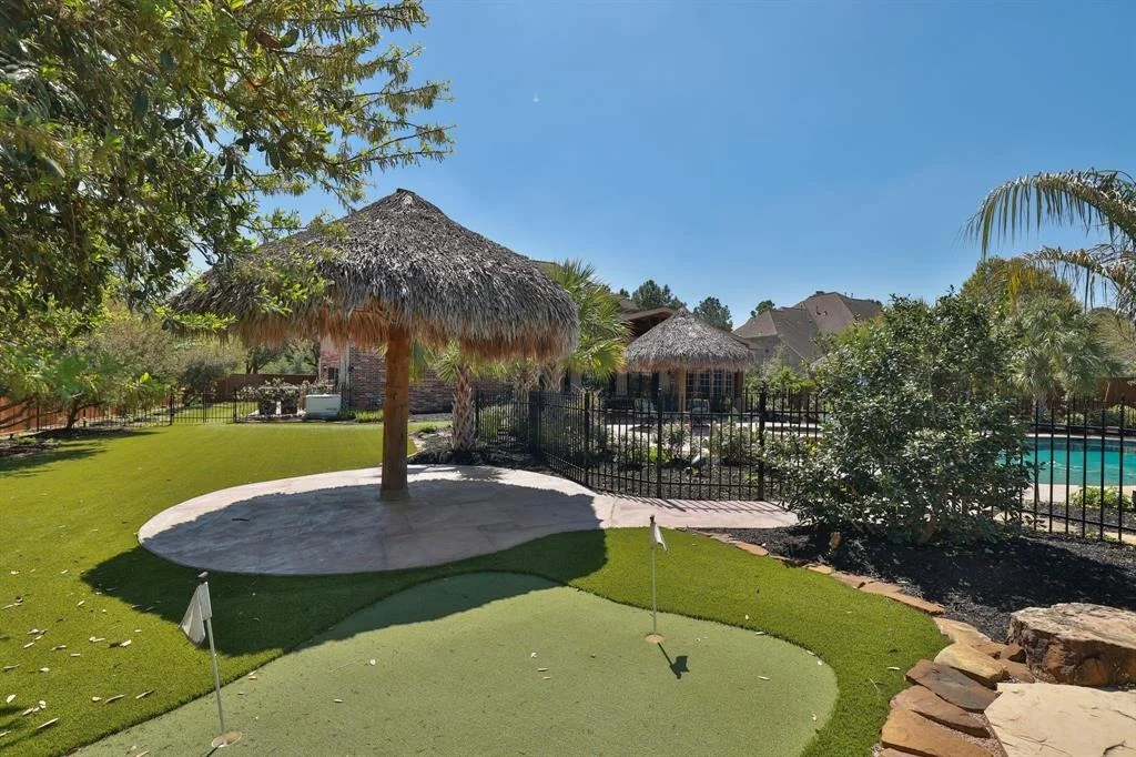 Photo of 6 White Meadow Court