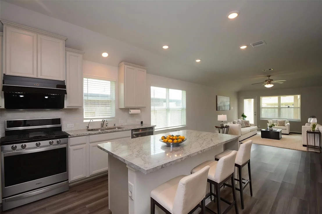 Photo of 1807 Iris Knoll Lane