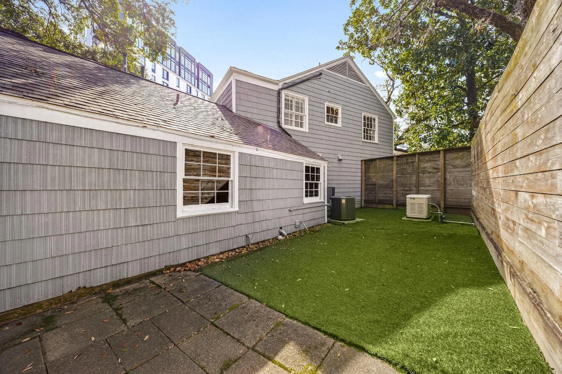 Photo of 2411 Stanmore Drive