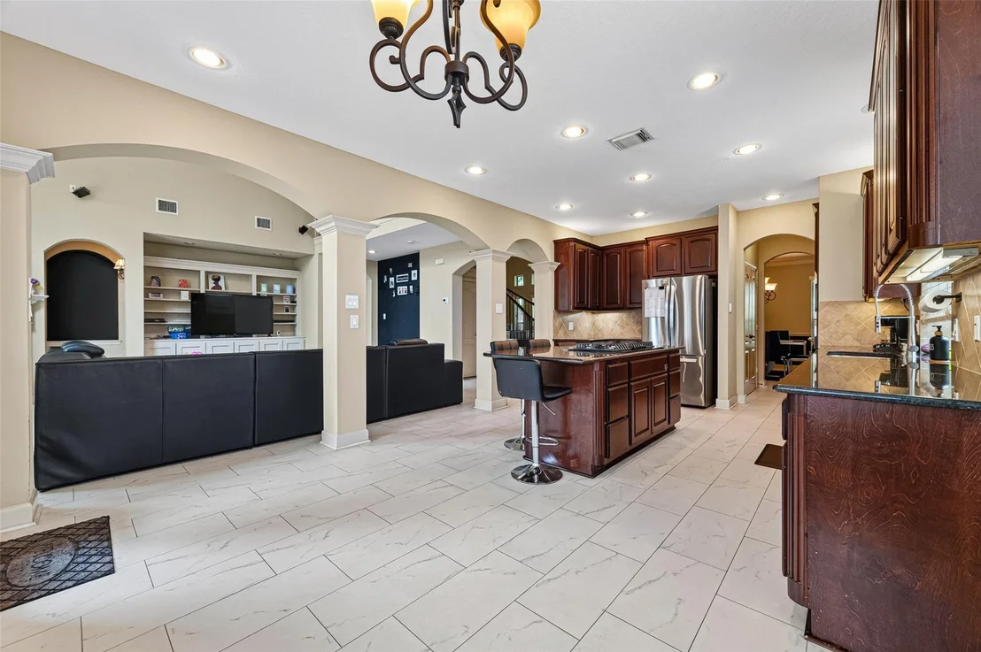 Photo of 2206 Montclair Oaks Lane