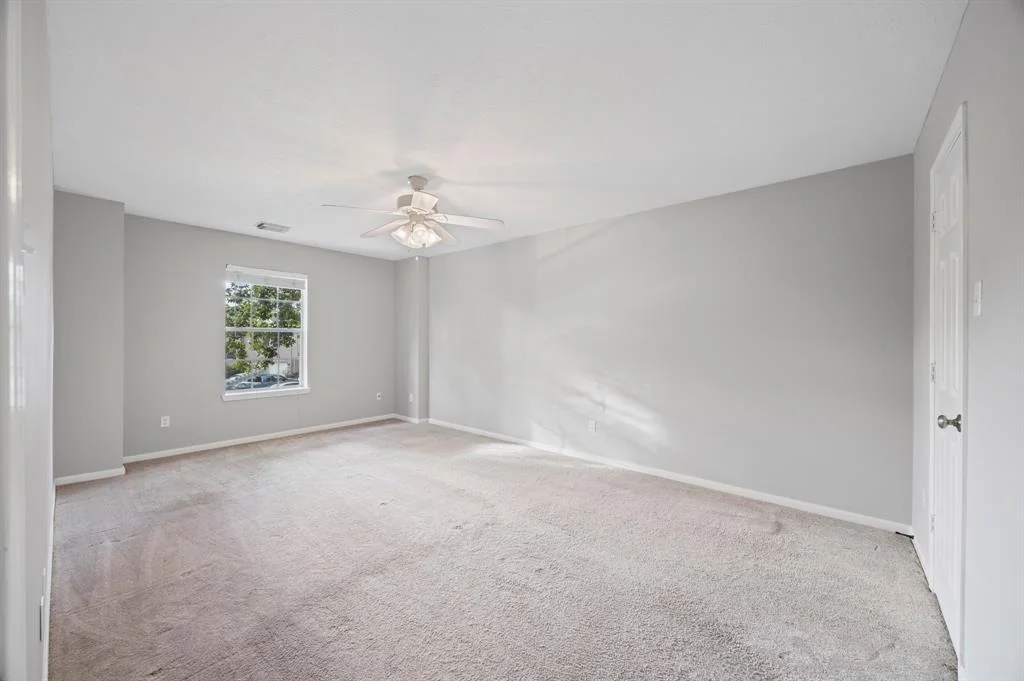 Photo of 3307 La Seine Lane