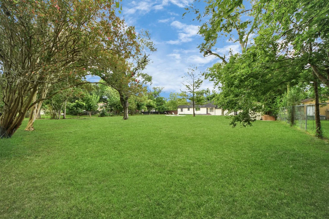 Photo of 7439 Santa Fe Drive