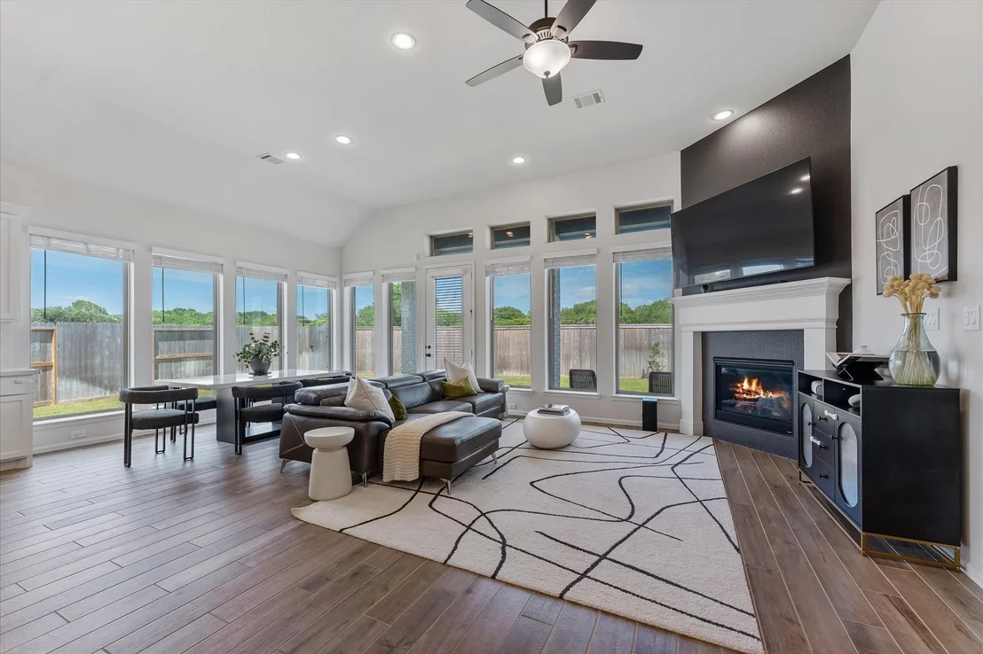 Photo of 10606 Beacon Harbor Way