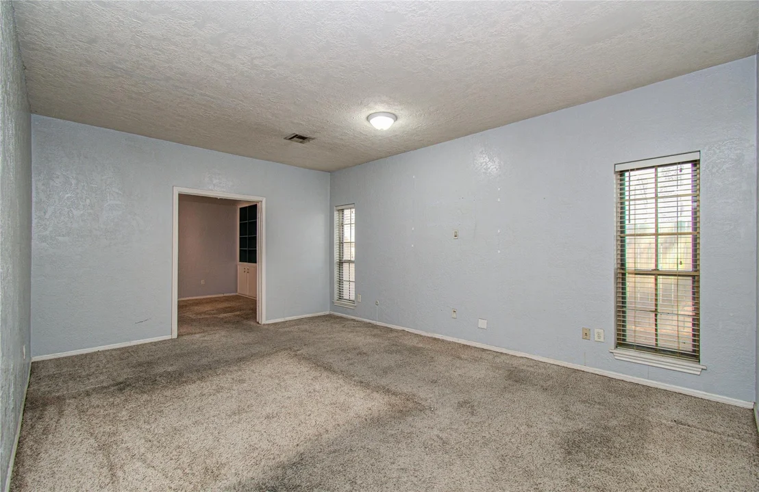 Photo of 8103 Oak Moss Drive