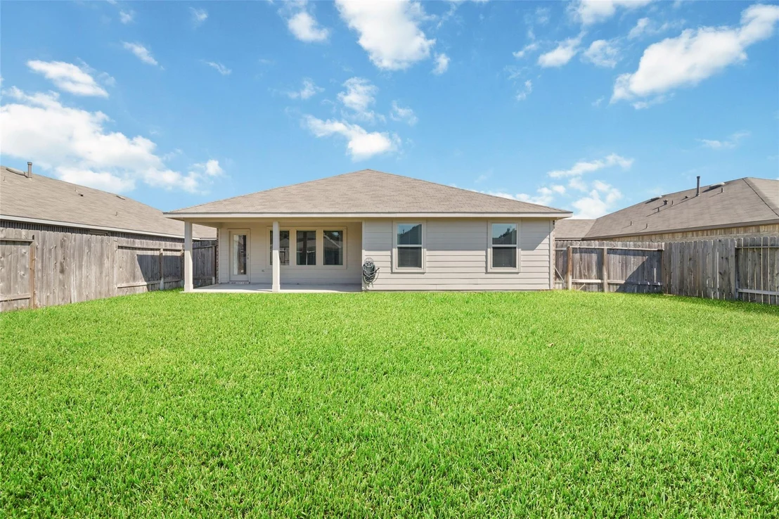 Photo of 24323 Winchelsea Ln Lane