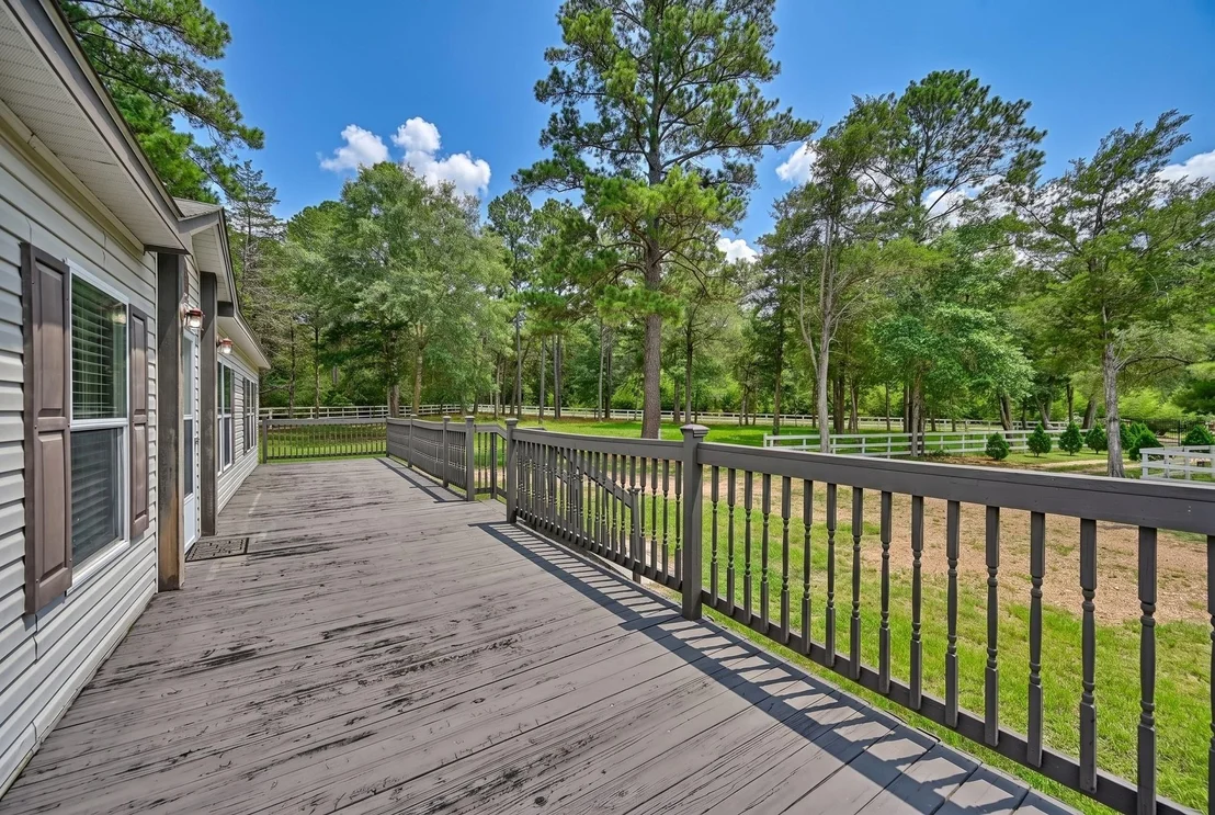 Photo of 1182 Oak Crest Drive