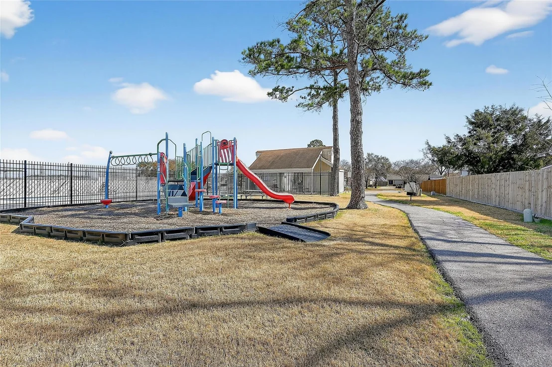 Photo of 9514 Marblemount Drive