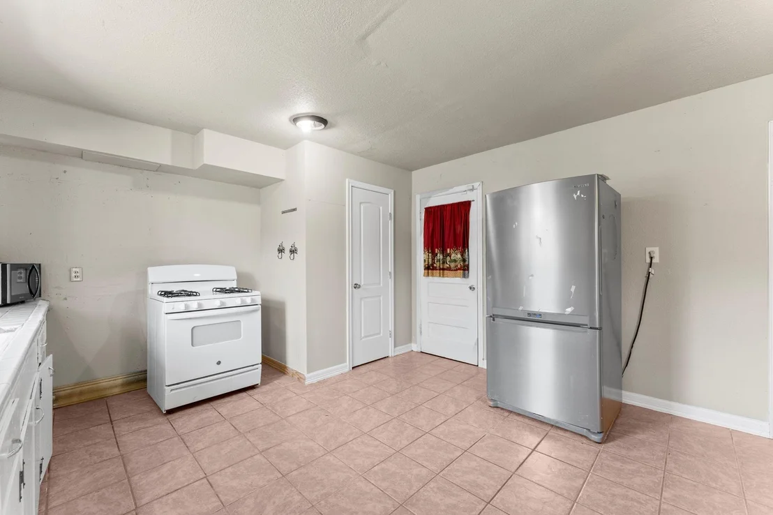 Photo of 814 Isetta Lane