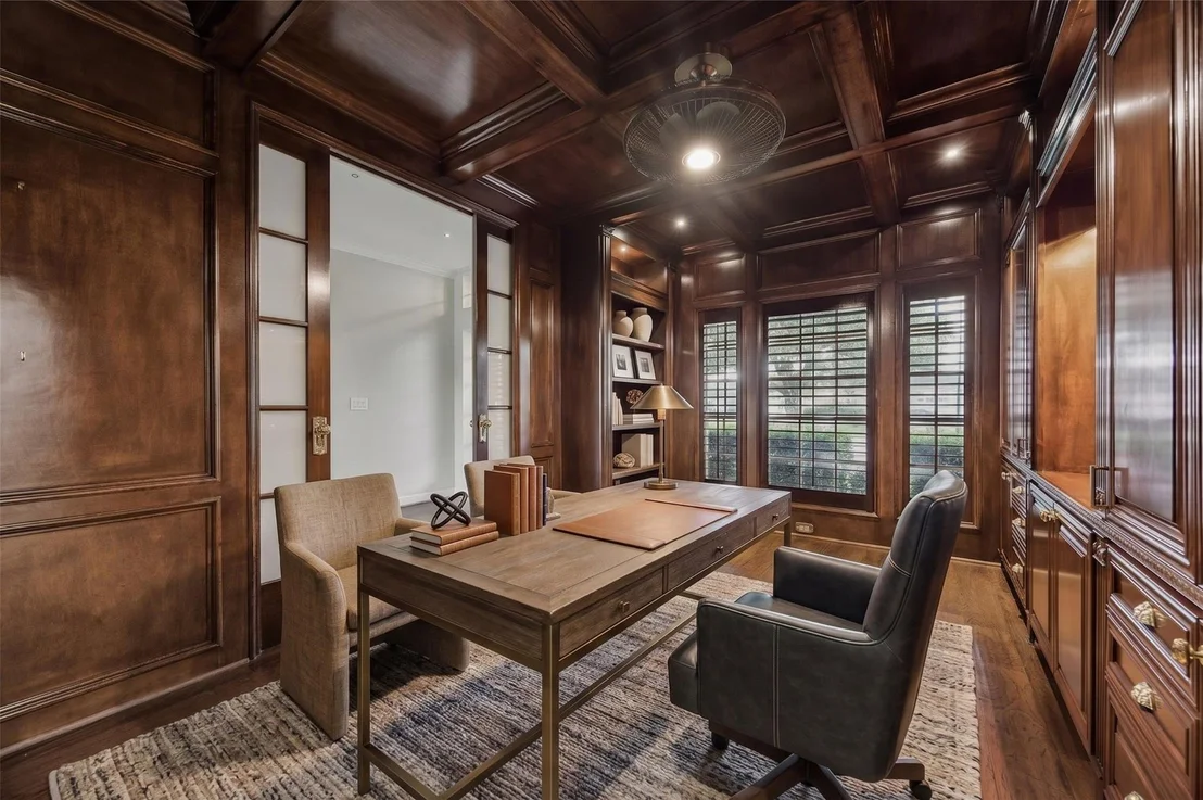 Photo of 3117 E Elm Circle