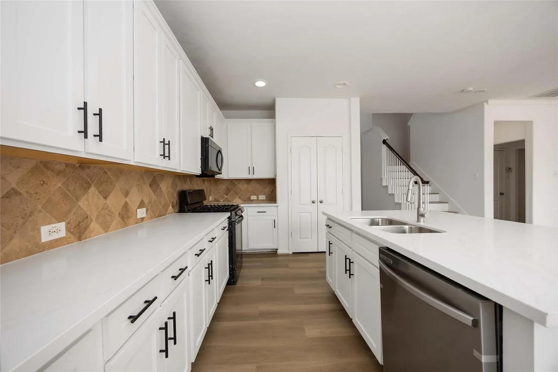 Photo of 6107 Menor Crest Drive