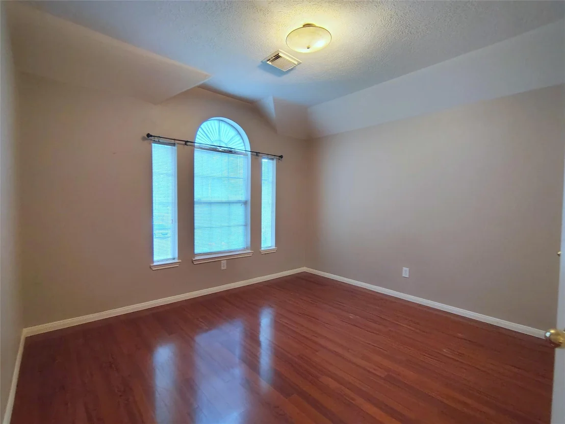 Photo of 3511 Glenhill Drive