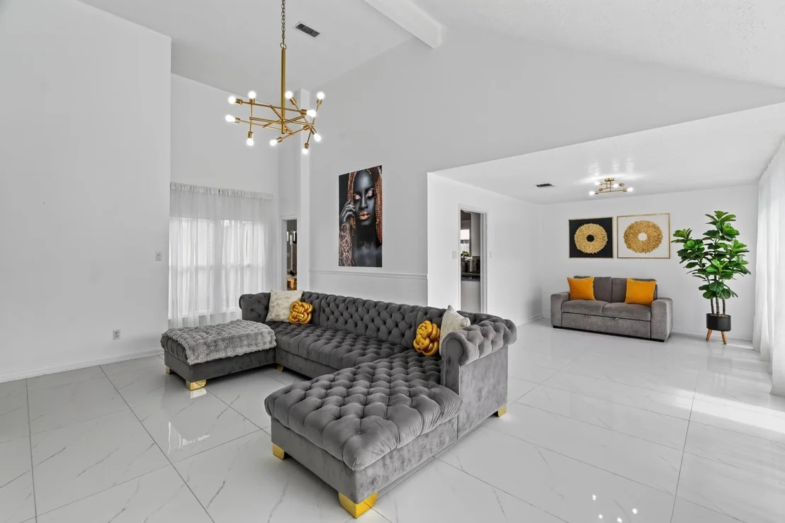 Photo of 15619 Four Leaf Drive