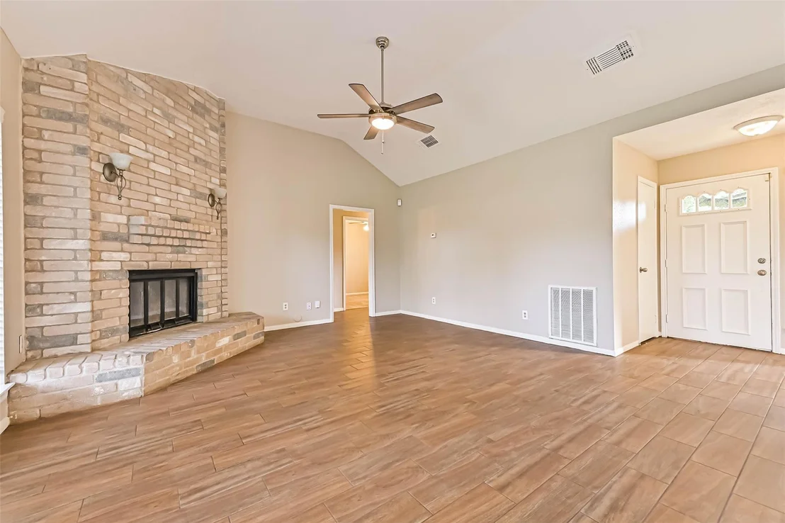 Photo of 1504 Windsor Drive