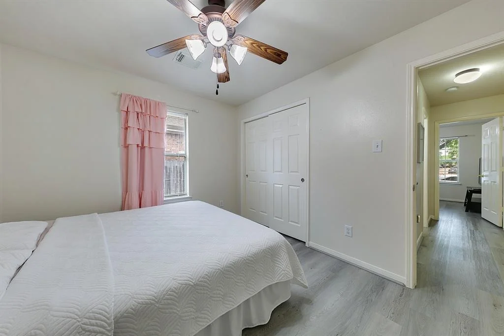 Photo of 4618 Plum Forest Road