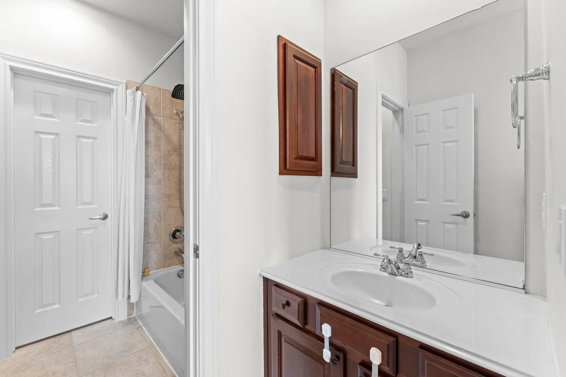 Photo of 7218 Diamond Falls Lane