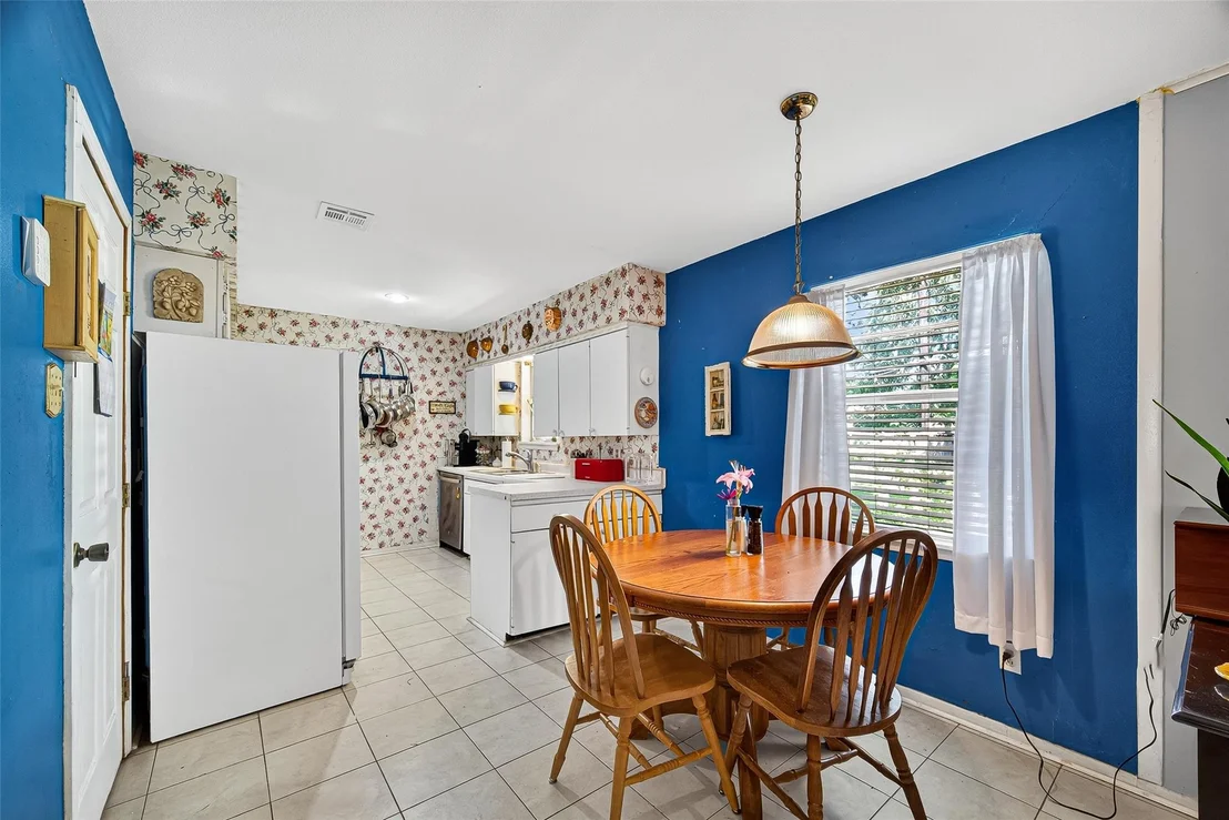 Photo of 6014 Dawnridge Drive