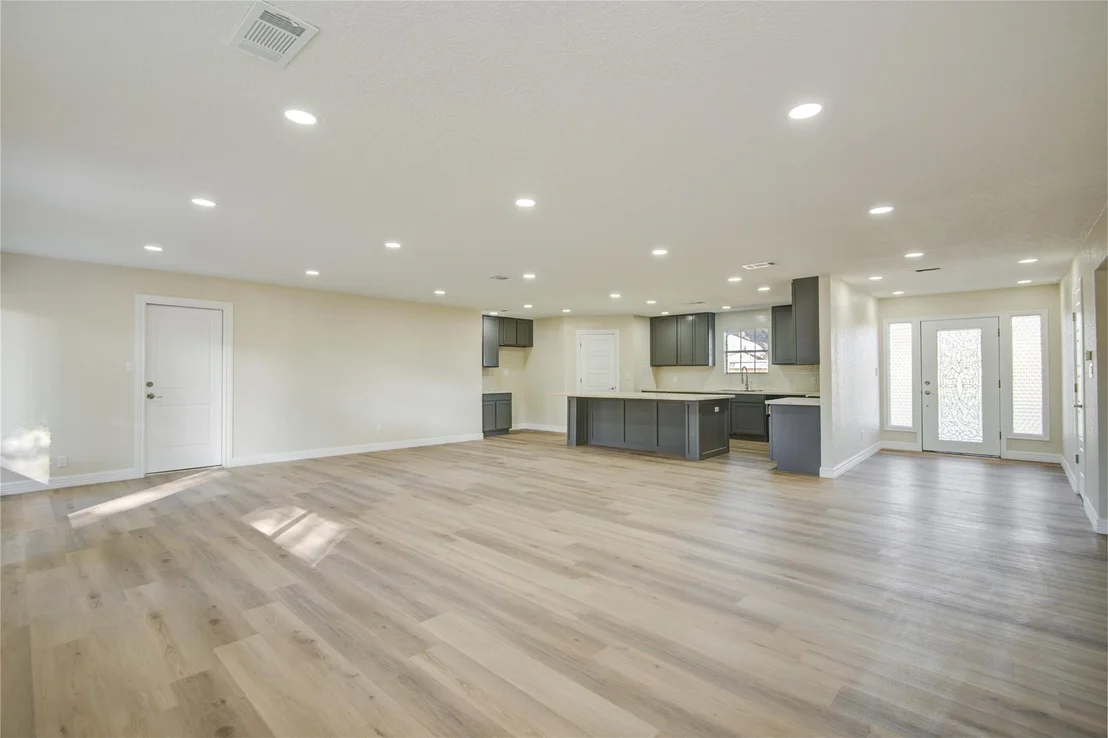 Photo of 3416 Walnut Drive