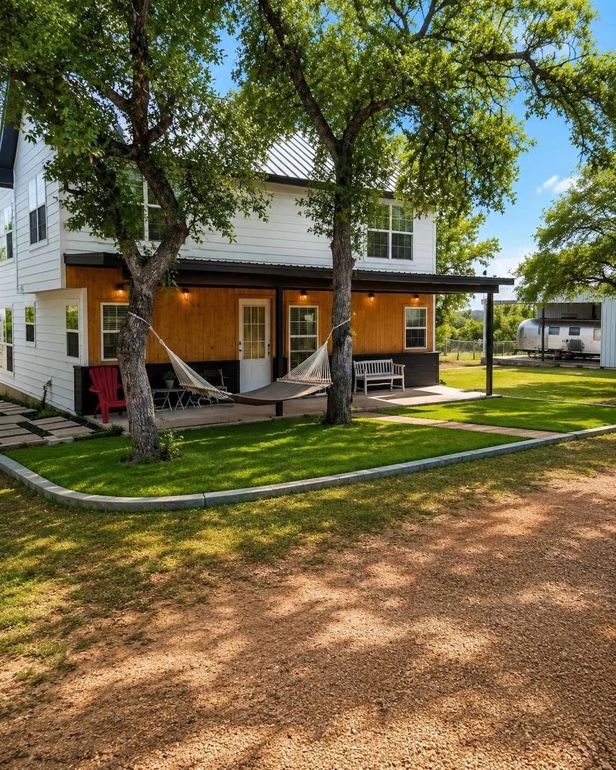 Photo of 1216 Cliffview Drive