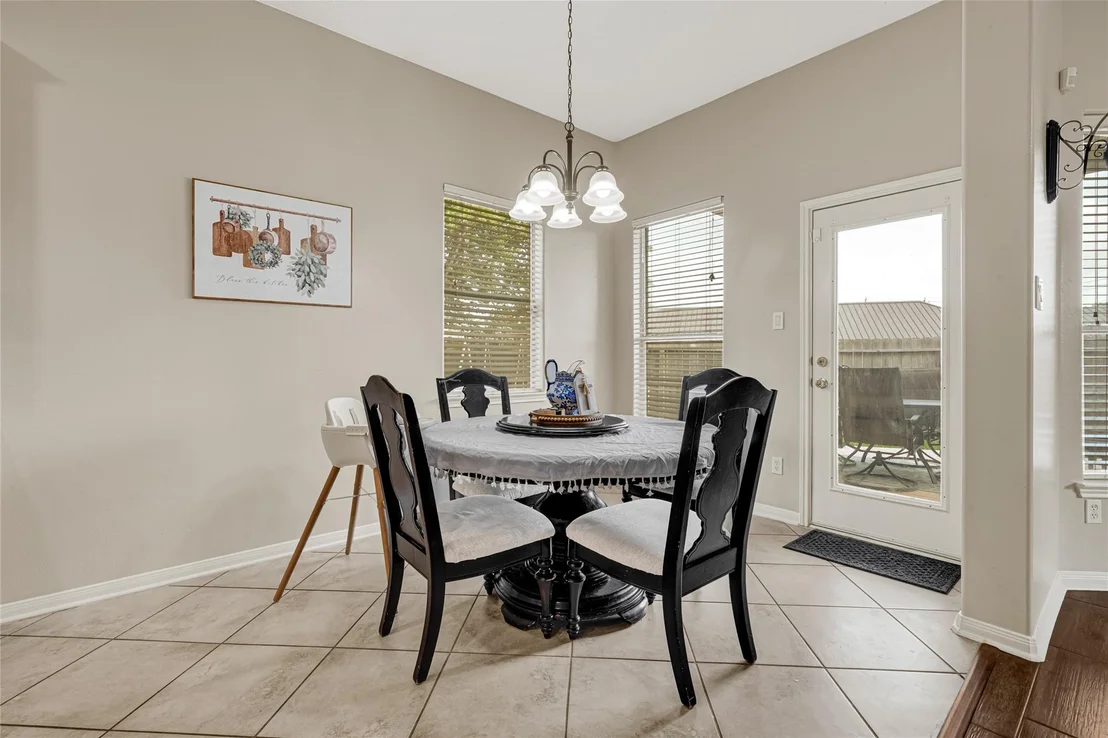Photo of 4250 Applerock Drive