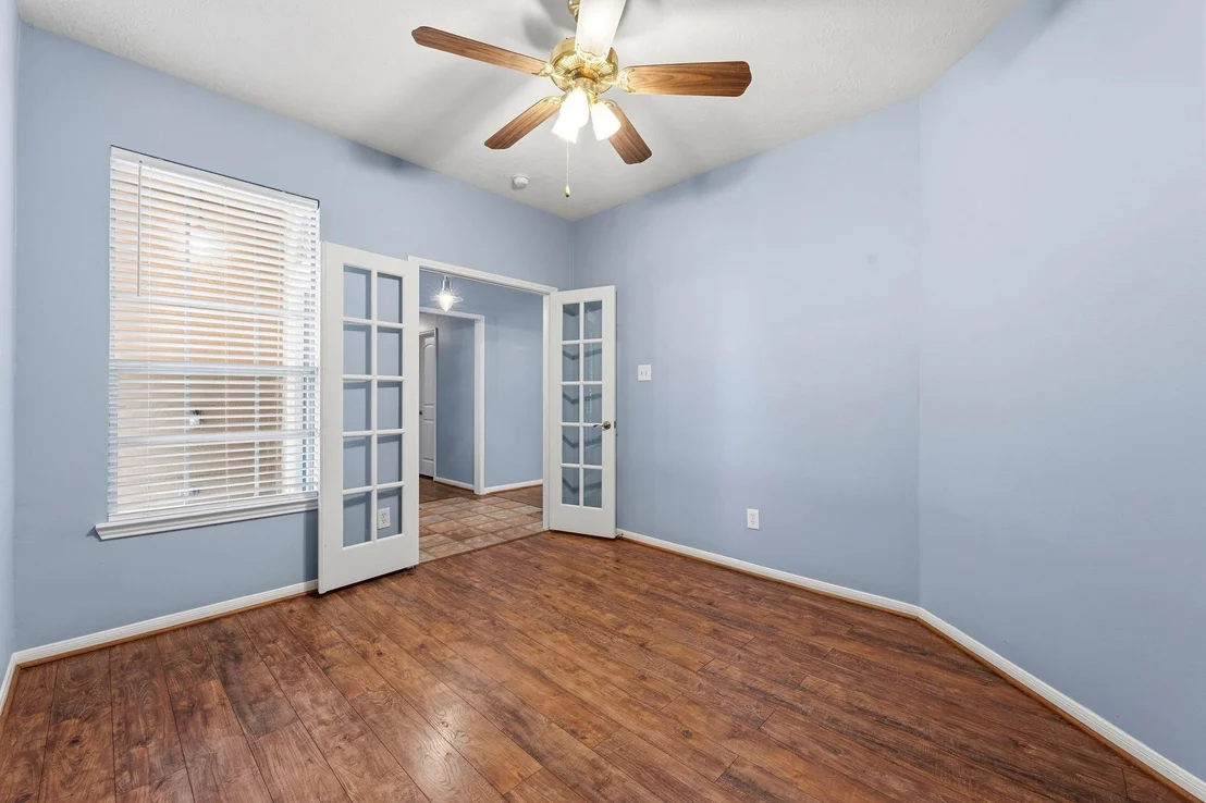 Photo of 10407 Twin Oak Drive