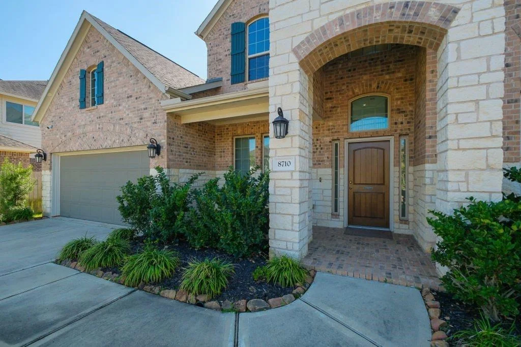 Photo of 8710 Grasswren Road