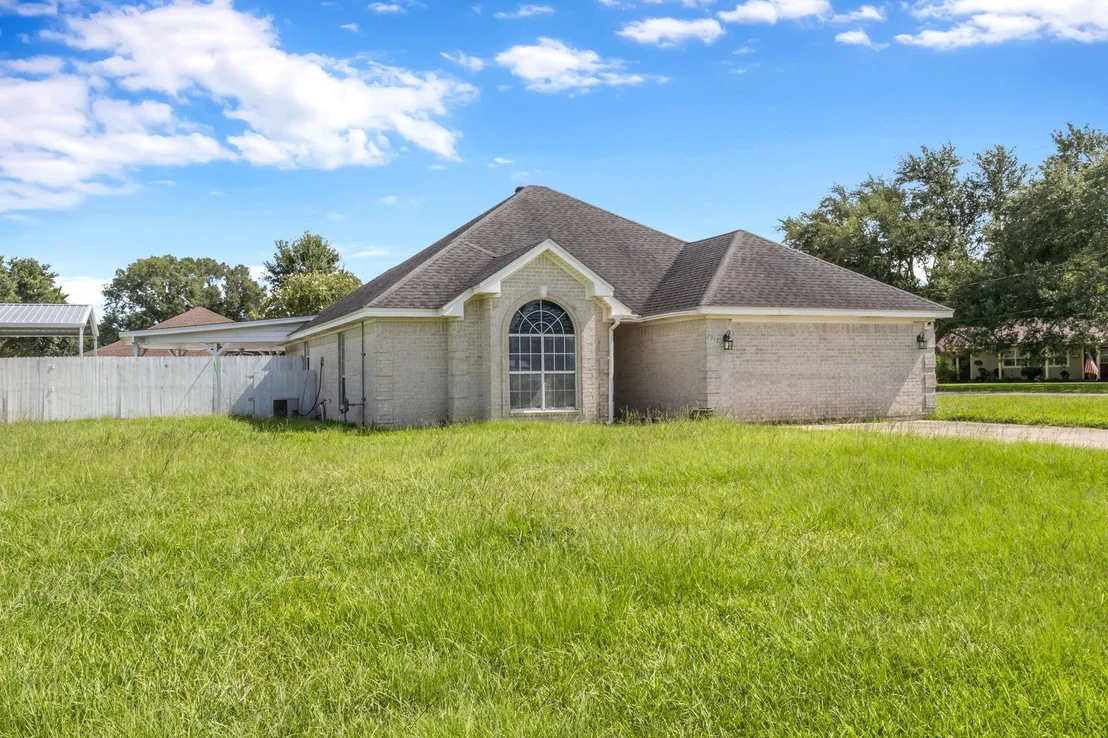 Photo of 7912 South Drive