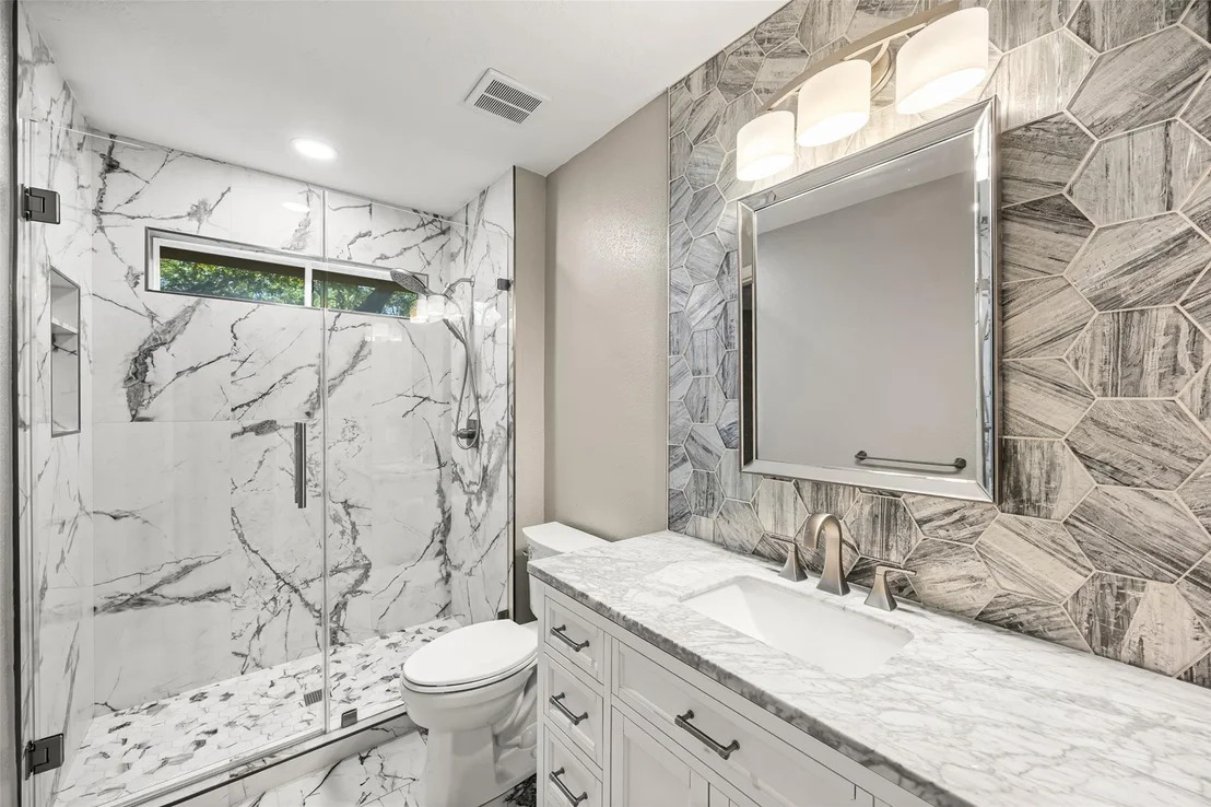 Photo of 6822 Kemper Drive