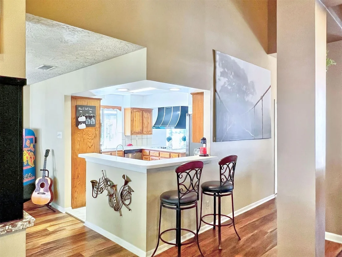 Photo of 12510 Millvan Drive