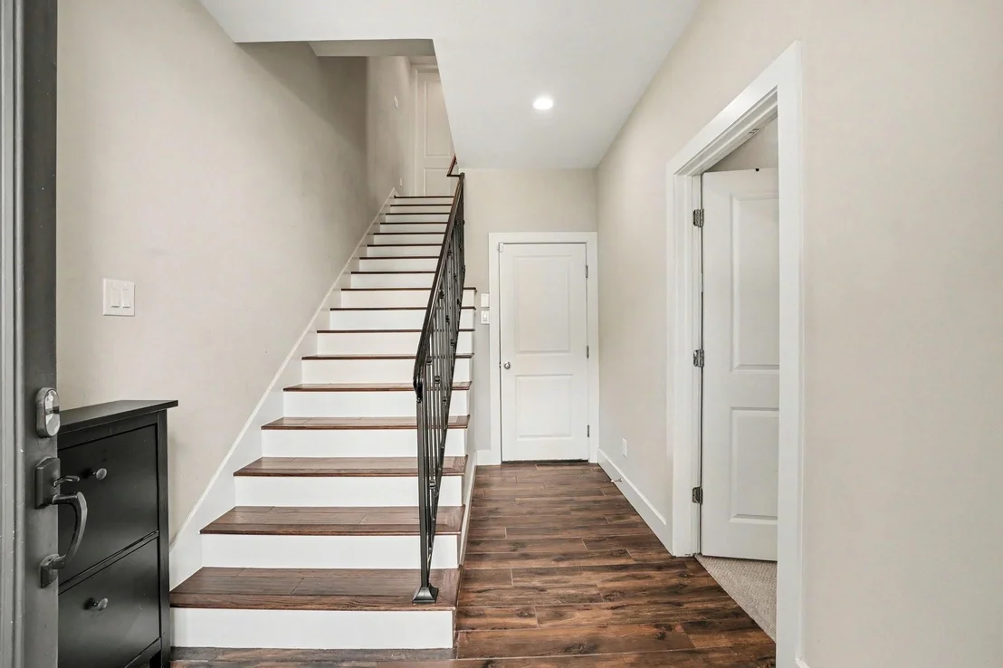 Photo of 1156 Wycliffe Drive