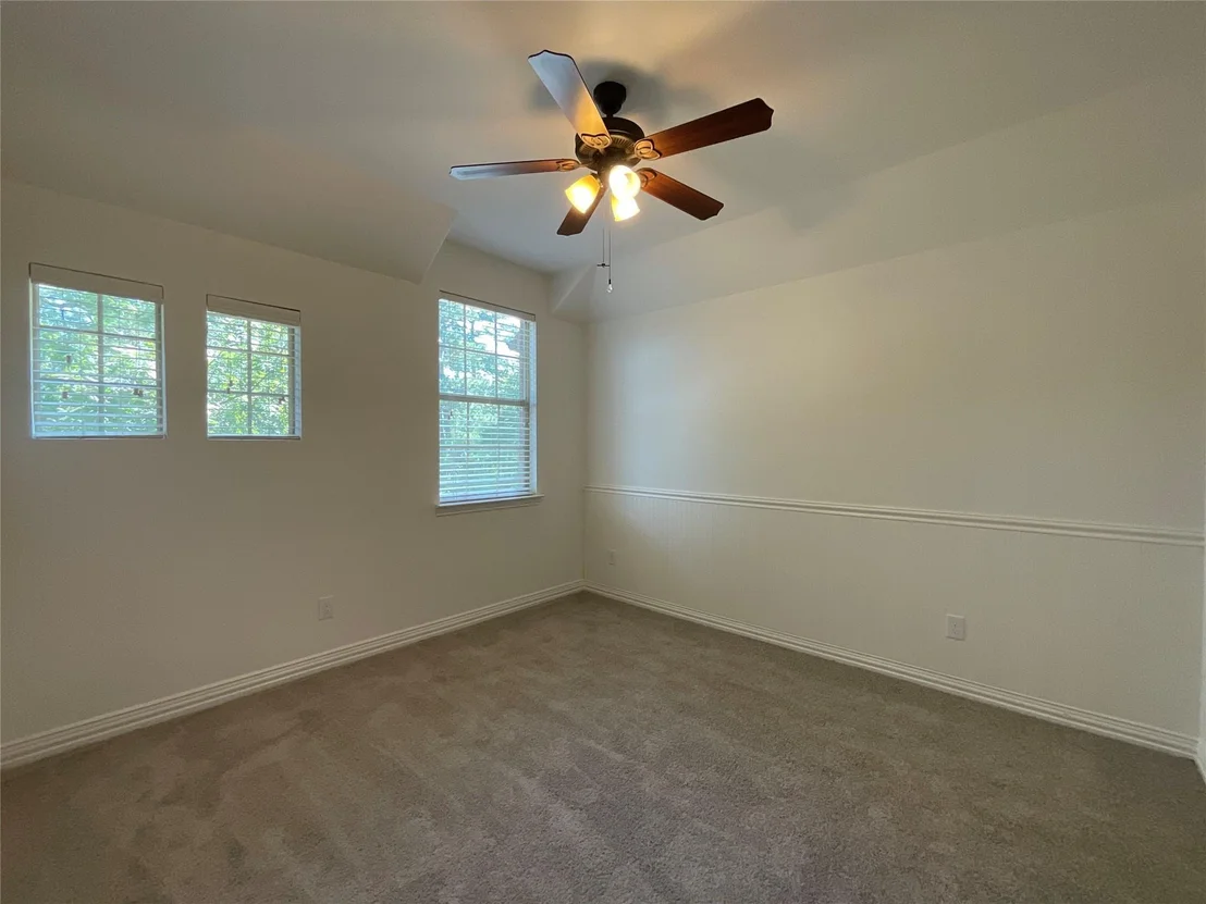 Photo of 312 Overland Trace